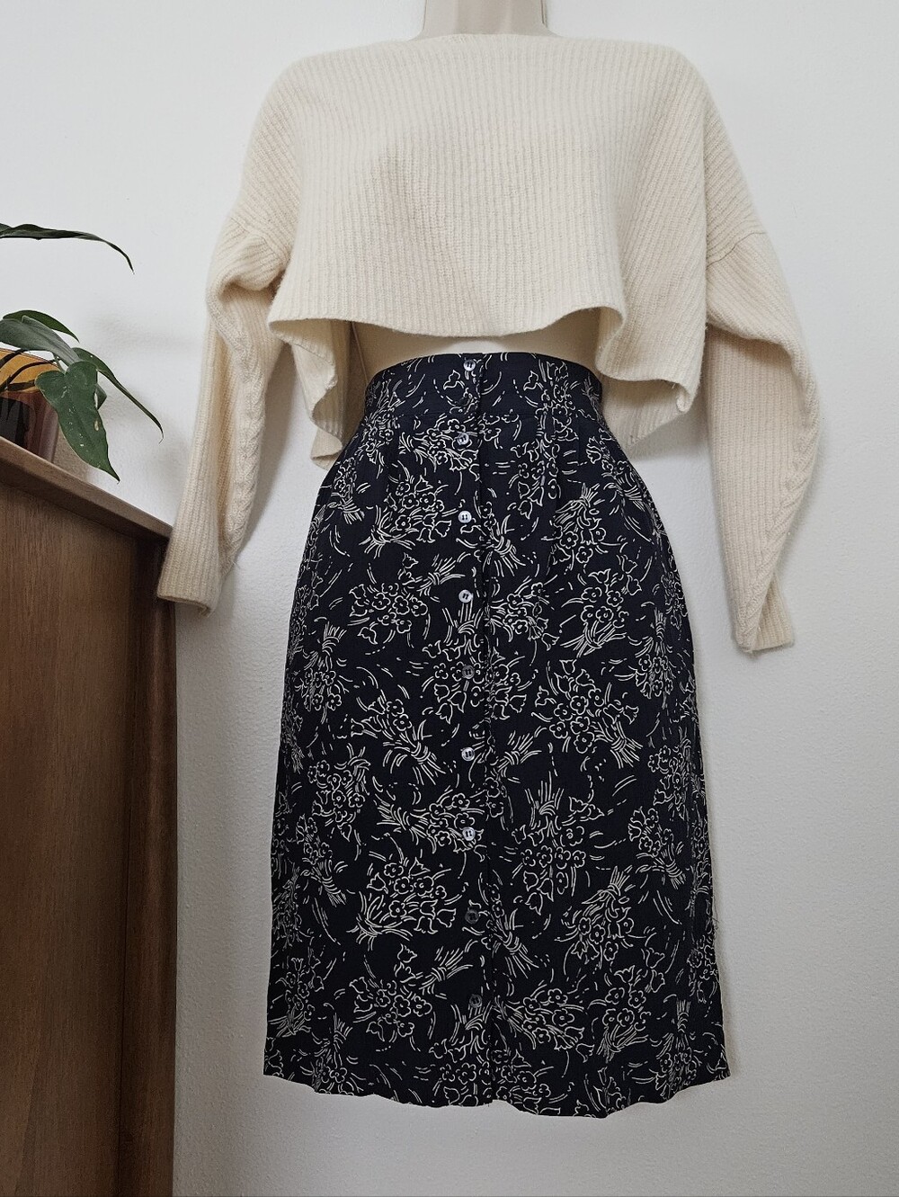 vintage navy floral button skirt boho 80s 90s goth grunge y2k retro indie urban